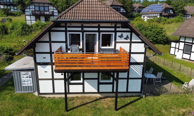 Feriendorf Frankenau Apartment | Oasis of peace with a view of the valley, directly at the Kellerwald access, free WLAN!