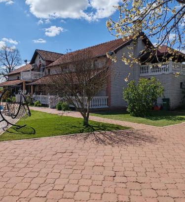 Petrovaradin Villa | Oaza Vila Zmajevo