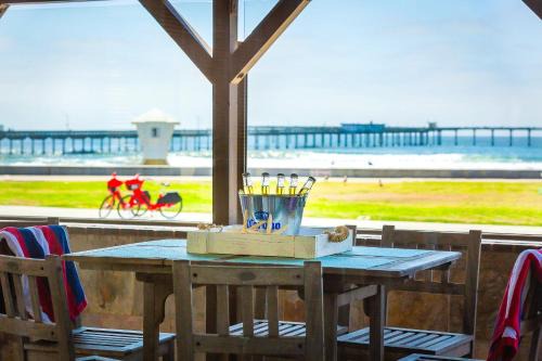 Ocean Beach House | OB Pier 1