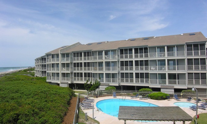 Atlantic Beach Condo | OCEAN FRONT COMPLEX GREAT FOR FAMILIES AND A SHORT WALK TO THE BEACH!