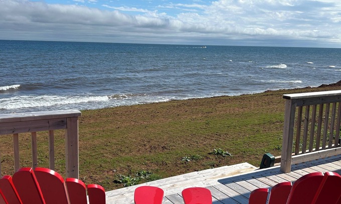 Savage Harbour Cottage | Ocean Front Property, Nearby Beaches and Breathtaking Sunsets!