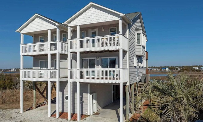 McCutcheon Field House | Ocean Heir -The Water is Calling