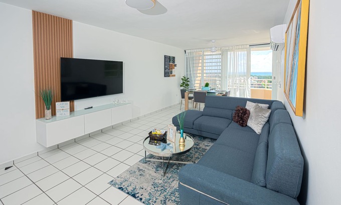 Ceiba Apartment | OCEAN & Mountains View/Marina/Ferry/Vista Mar/Vieques/Culebra/El Yunque