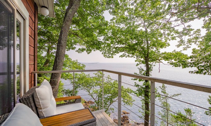 Rockport House | Ocean Side Deck House
