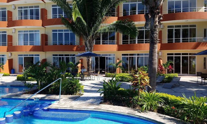 Chacala Condo | Ocean View 1-Bedroom Condo 103. Stays of 1 month or more, get discounted rates