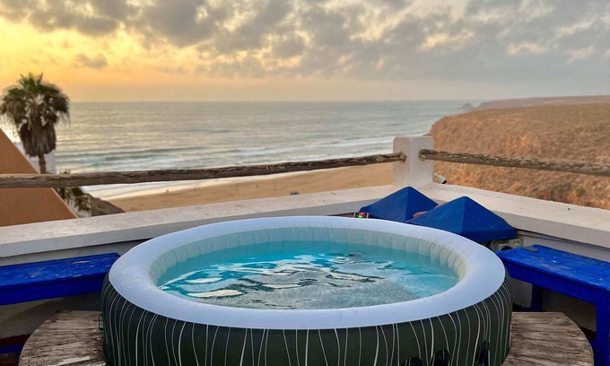 Mirleft House | Ocean View, 5 bed Villa, Hot Tub, Sauna
