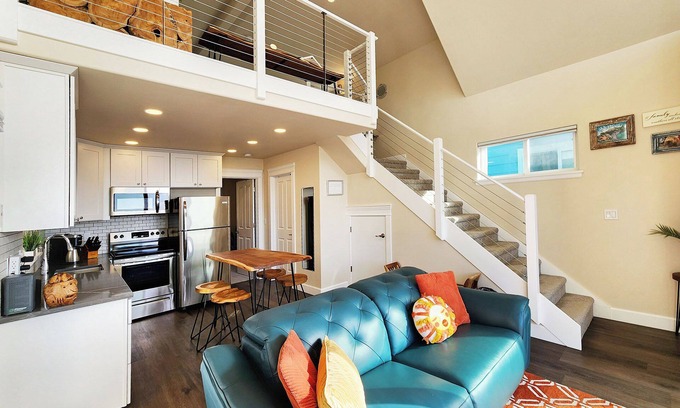 Yachats House | Ocean View! Charming Home with Loft, Sleeps 6! Dog Friendly!