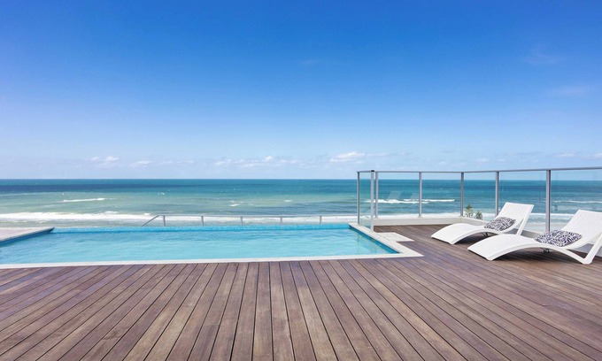 Palm Beach Apartment | Ocean View Luxury in Periscope