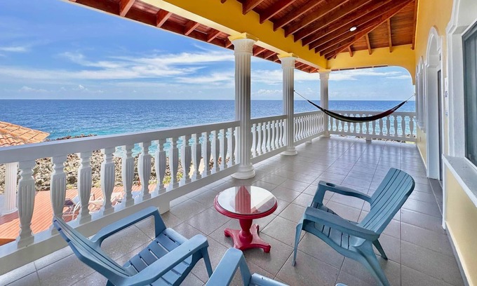 Antoneys Cay Villa | Ocean View @Sea Spray, Flowers Bay