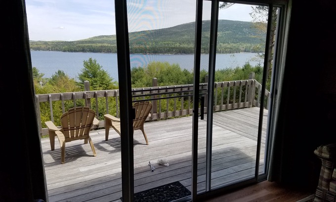 Hall Quarry Cottage | Oceanfront Cottage near Acadia National Park with quick access to Bar Harbor
