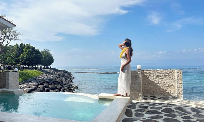 Candi Dasa Villa | Oceanfront | Infinity Pool | Luxury 3 BDRM