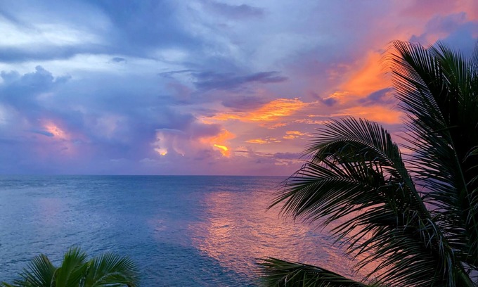 Estate La Vallee Condo | OCEANFRONT - Walk to Cane Bay beach, bars and restaurants!