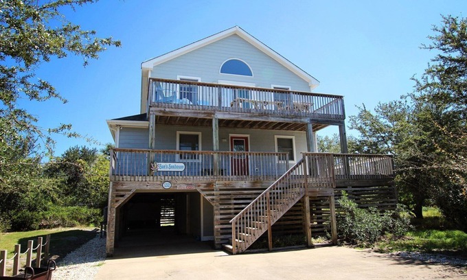 Duck House | Oceanside, 5 BRs, Dog Welcome, Close to Shopping, SCH132, Sue's Seahouse