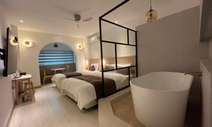 Eulwang-ri Hotel | Oceanside Tourist Hotel