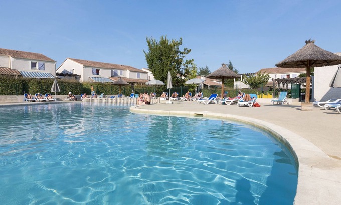 Vallon-Pont-d'Arc House | Odalys Residence Les Sources de Manon