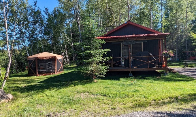 Garson Cabin | Off grid Rustic Cabin