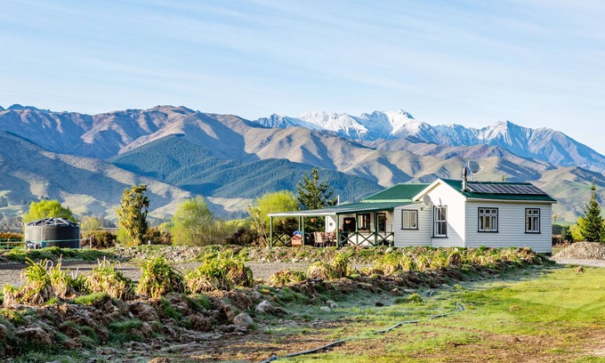 Marlborough Cottage | Off the grid and beaten track
