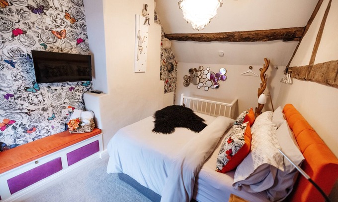 Whalley Cottage | 'Oh So Snug' Bijou 1-bedroom cottage, in the heart of Whalley, Clitheroe