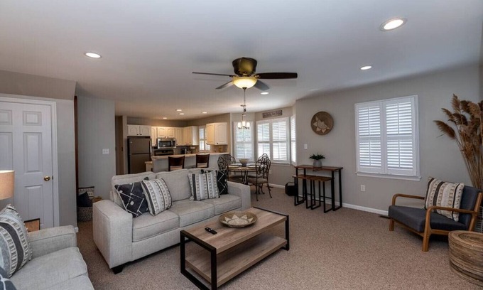 Green Creek House | Ohana Hideaway- New Rental 2023! 9 min to beach