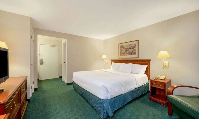 Independence House | OHIO BEST 43