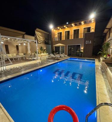 Al-Maghtas House | Oia chalet