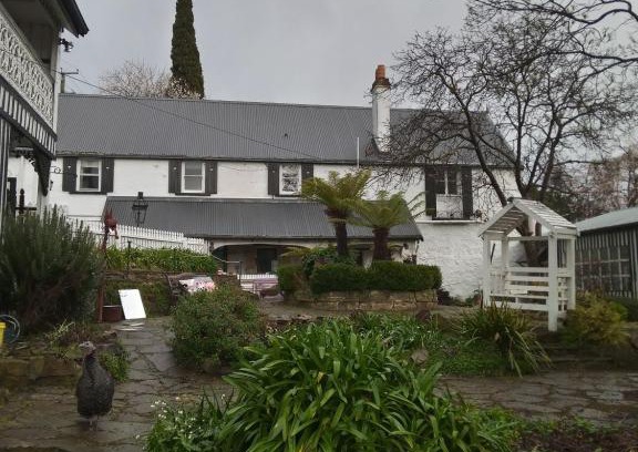 New Norfolk Bed & Breakfast | Old Colony Inn