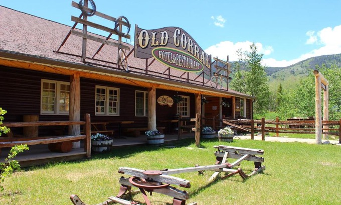 Centennial Hotel | Old Corral Hotel
