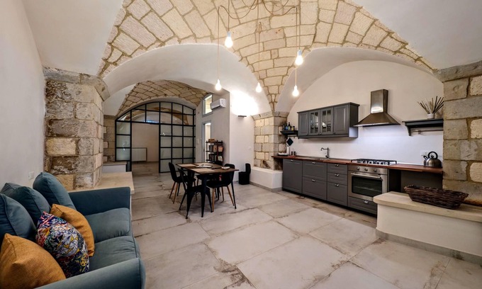 Giuggianello Apartment | Old farmhouse "Le Bey" Elsa