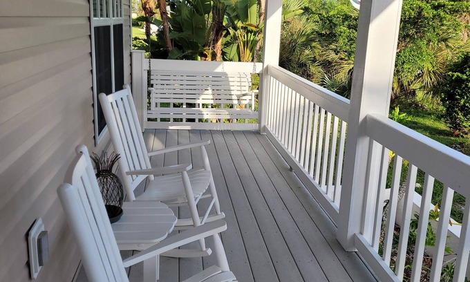 Charlotte Park House | "Old Florida" Waterfront boat access to Charlotte Harbor