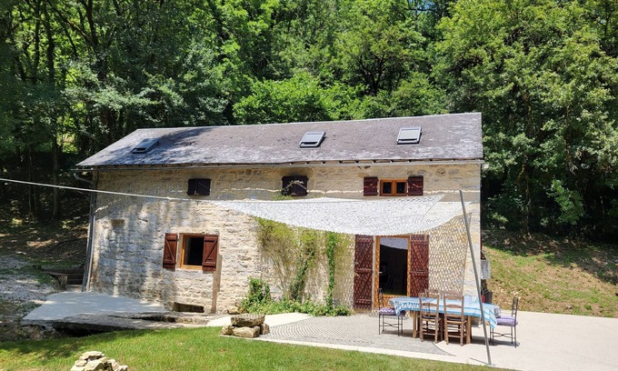 Andressac House | Old mill in the middle of nature absolute calm