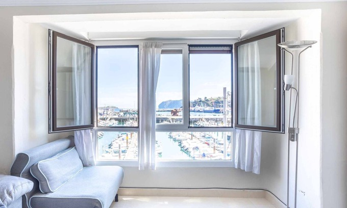 Bermeo Apartment | Old Port, Apartamento con Vistas al Puerto