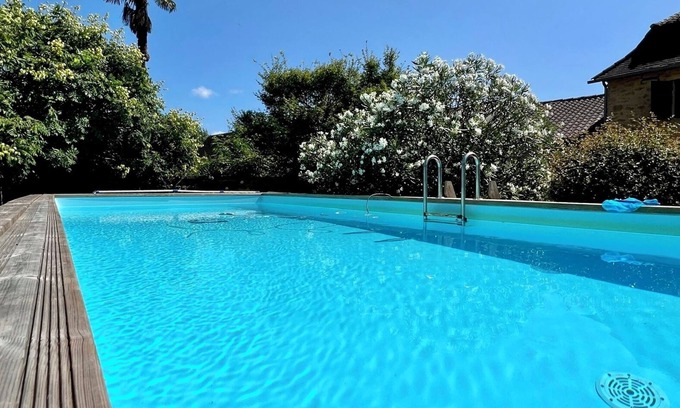 Mauzac-et-Grand-Castang House | Old village inn by the river DORDOGNE
