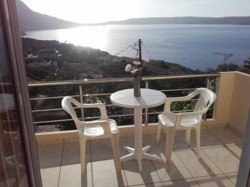Katochori House | Olympic View Guesthouse