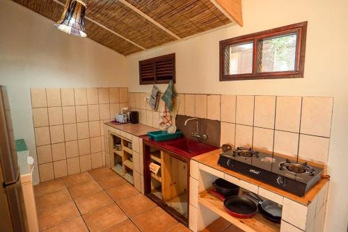 Tofo House | ON THE BEACH 2 Bedroom Dhow cabin w AC