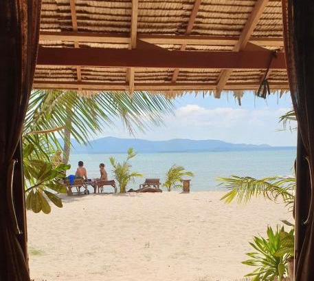 Baan Tai Apartment | On the Beach Bungalows