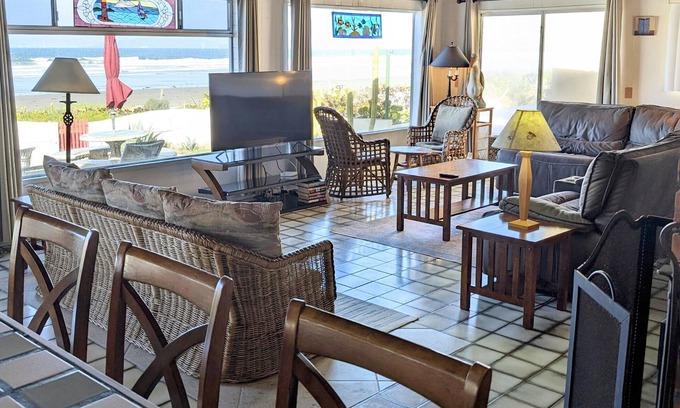 Popular 1989 House | On the Beach Family Beauty.17A