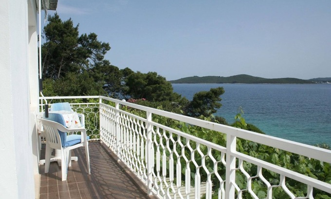 Kuciste Apartment | One bedroom apartment near beach Kučište - Perna, Pelješac (A-4544-b)