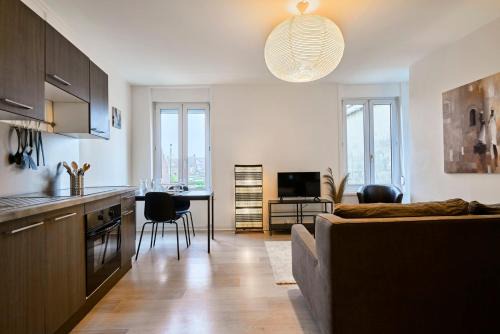 Mouvaux Apartment | One bedroom apartment near tramway & shops