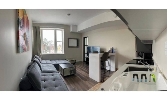 Durham Region Apartment | One-Bedroom Apartment with City View