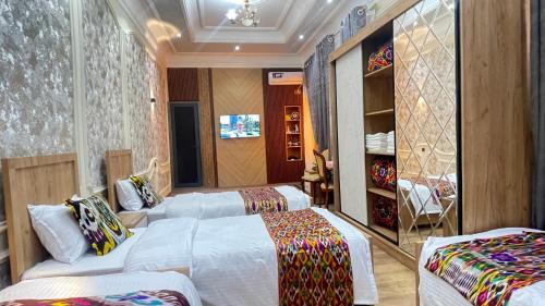 Samarkand House | One Global Family Guest Room Samarkand