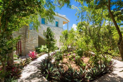 Venetian Road Settlement Resort | One ON Marlin Resort