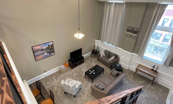 Barre Apartment | One Zero Five Stay 302