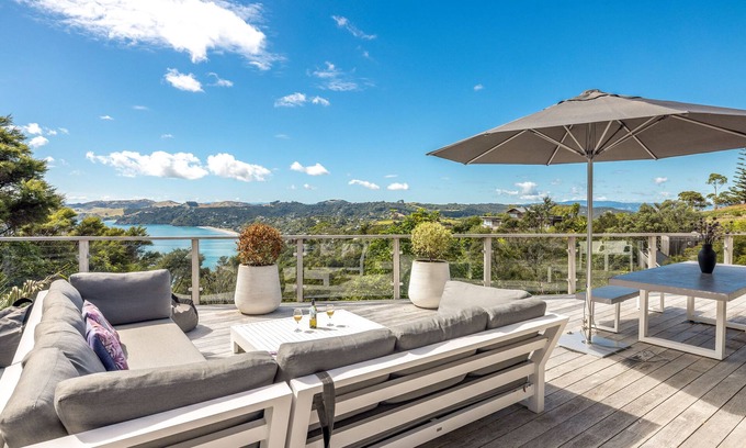 Ostend House | ONETANGI LUXURY l Be My Guest Waiheke