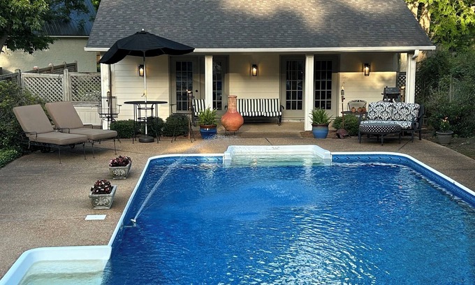 Clarksdale Cottage | Only a mile from historic downtown Clarksdale!