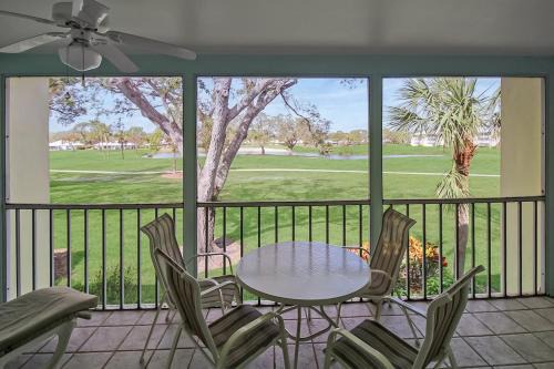 Plantation House | Open and airy 2 BR condo in Plantation Golf and Country Club