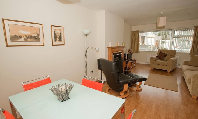 Portstewart House | Open Golf 2025 Message me for info Ideal for scenery, golf, beach, GOT