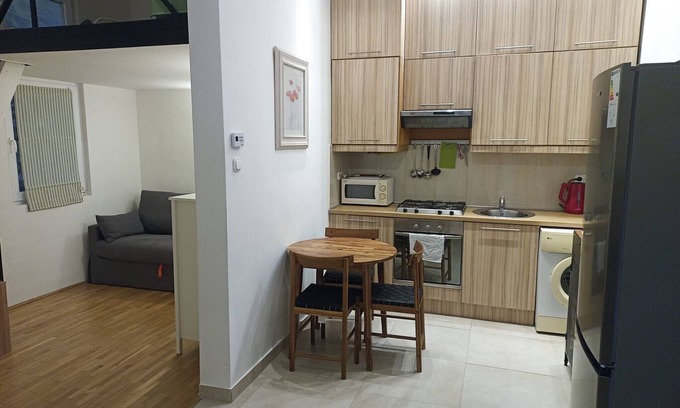 Terezvaros Apartment | Opera studio brand new renovated sleeps four next to Opera House