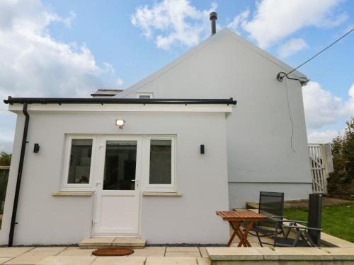 Pembroke House | Orchard View
