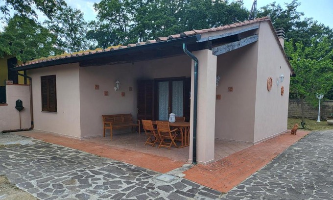 Monteverdi Marittimo House | Orizzonti del Castelluccio Volpe rossa villetta elegante confortevole e rilassante