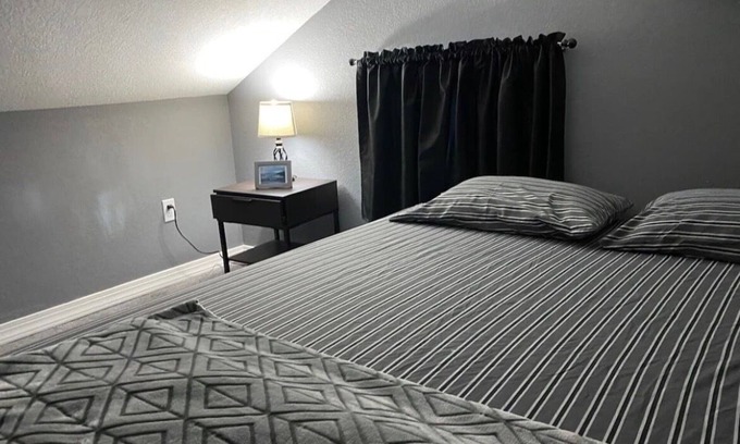 Plymouth House | Orlando area attractions cozy complete studio